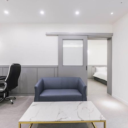 Pyeongtaek Godeok Rich Stay Hotel Kültér fotó