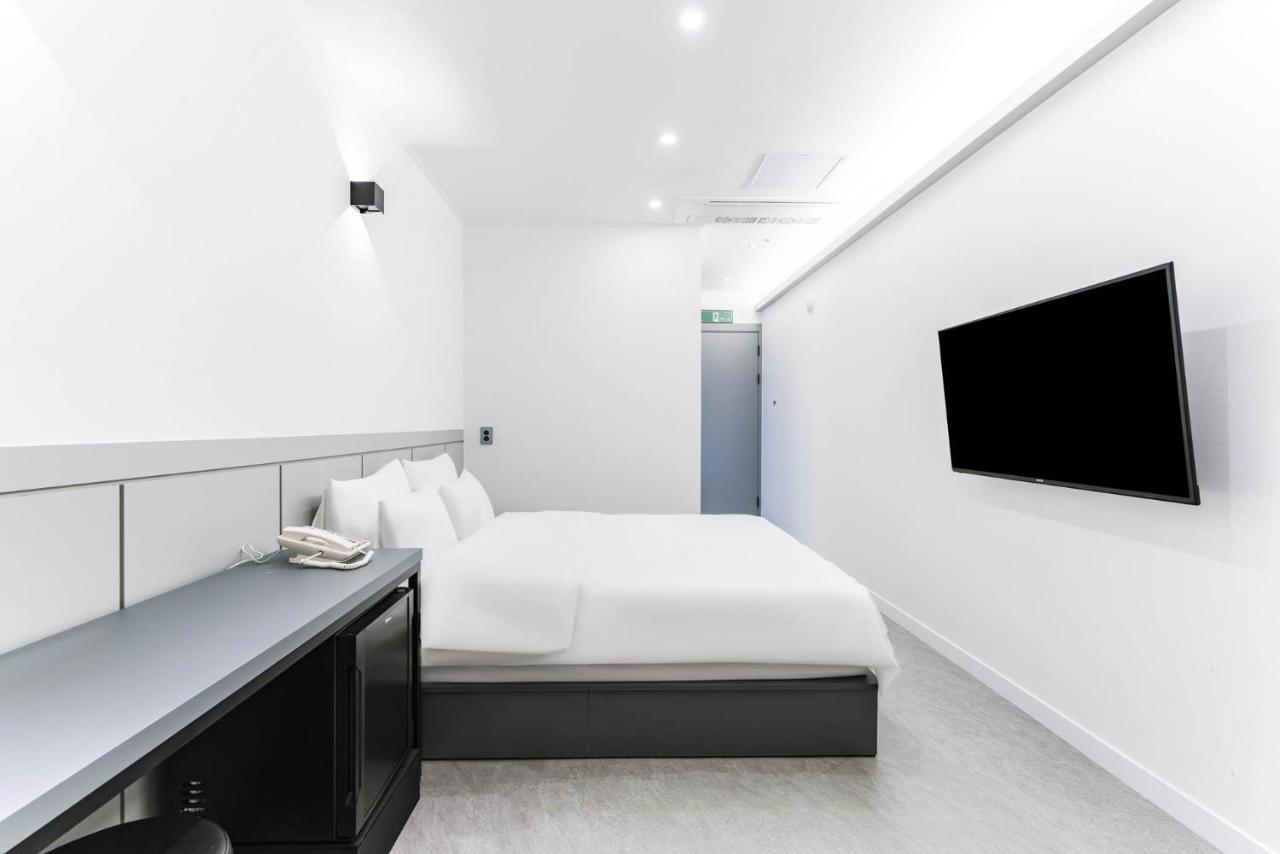 Pyeongtaek Godeok Rich Stay Hotel Kültér fotó