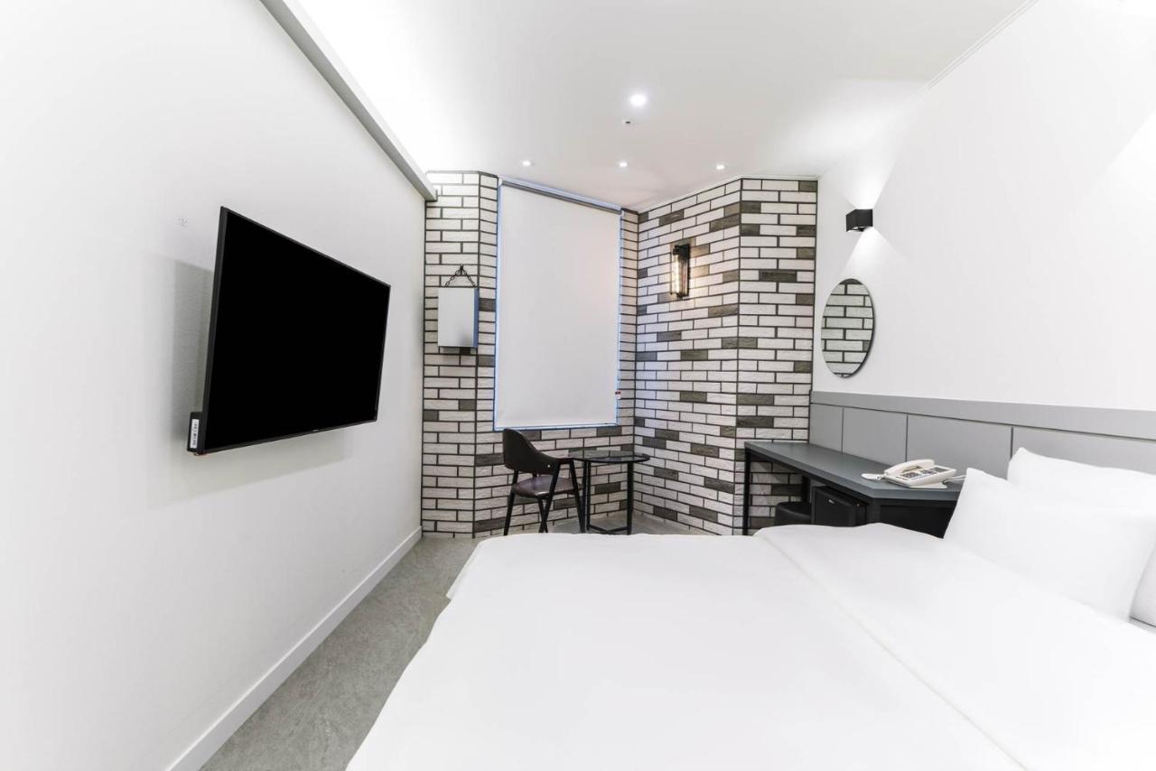Pyeongtaek Godeok Rich Stay Hotel Kültér fotó
