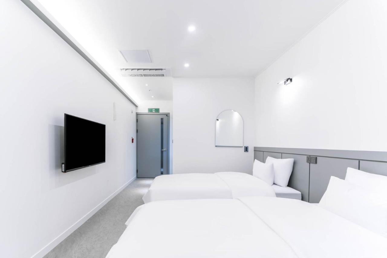 Pyeongtaek Godeok Rich Stay Hotel Kültér fotó