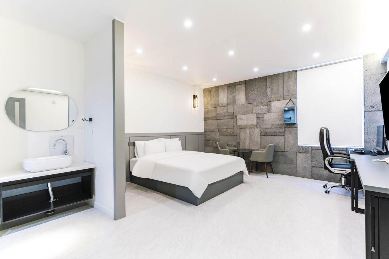 Pyeongtaek Godeok Rich Stay Hotel Kültér fotó