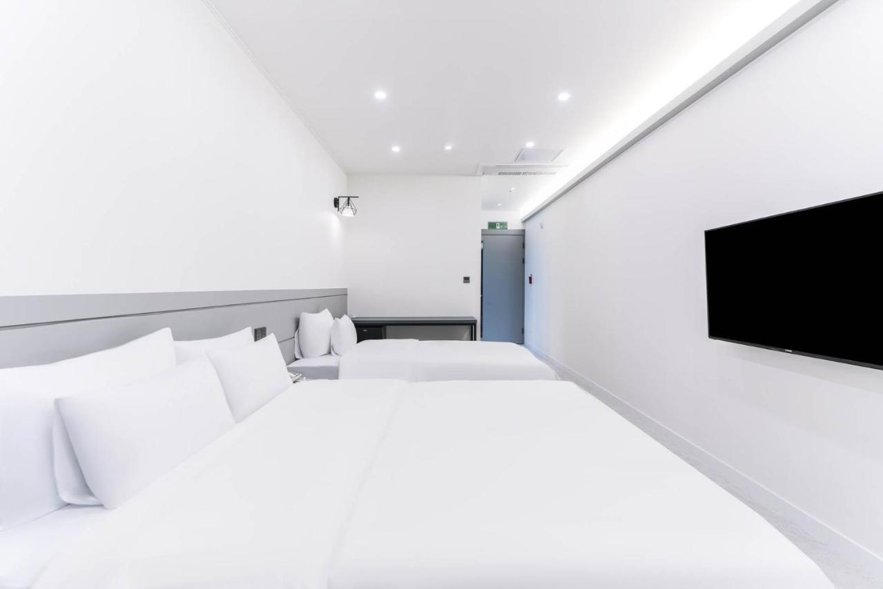 Pyeongtaek Godeok Rich Stay Hotel Kültér fotó