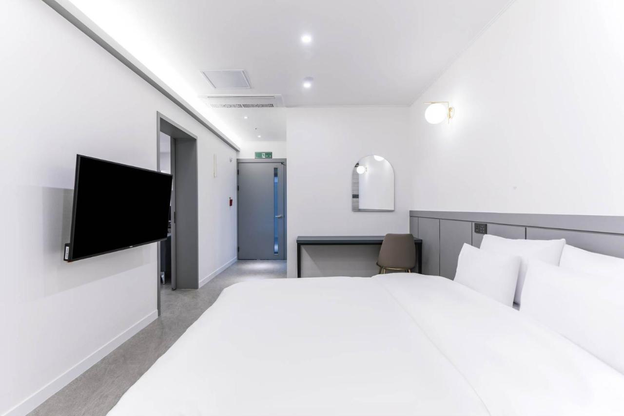 Pyeongtaek Godeok Rich Stay Hotel Kültér fotó