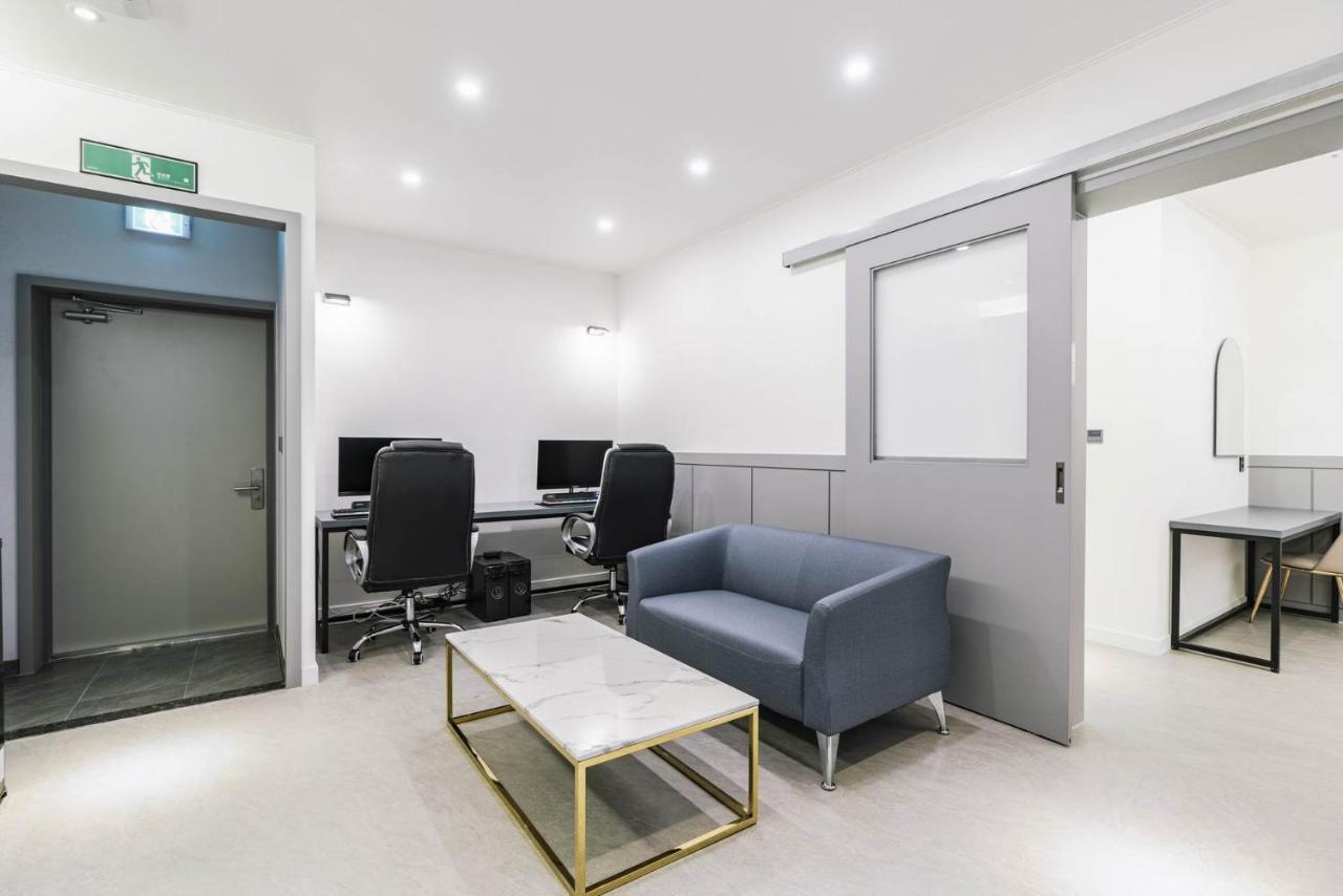 Pyeongtaek Godeok Rich Stay Hotel Kültér fotó